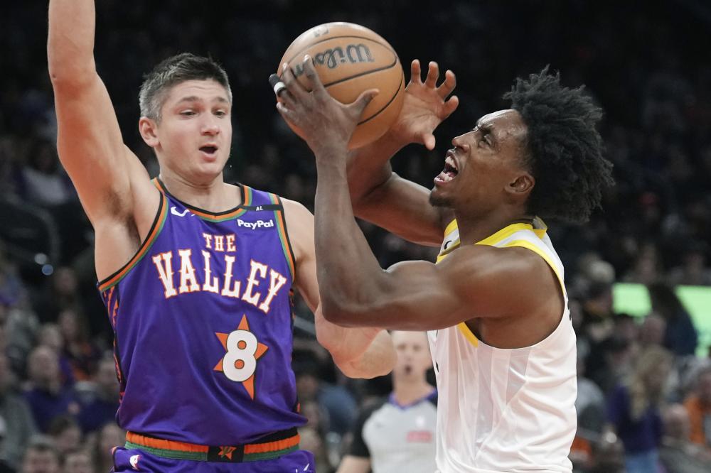 他迅速赢得 他迅速赢得